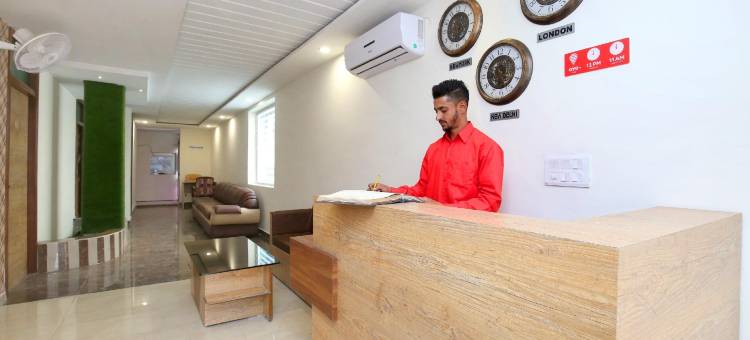 Hotel O Amaze Inn Indo Pak Bus Stand图片