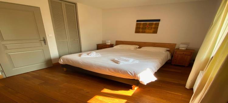 Villa in France with Private Pool and Garden图片