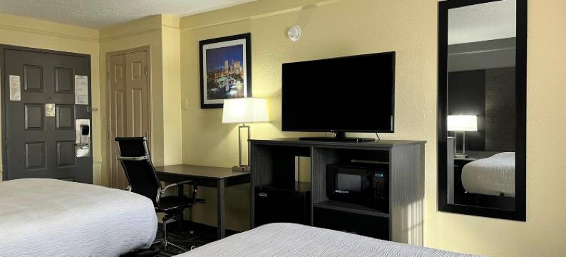 呗盟印第安纳波利斯机场林赫斯特酒店(Baymont by Wyndham Indianapolis Airport Lynhurst)图片