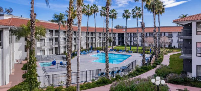 贝克斯菲尔德逸林酒店(DoubleTree by Hilton Bakersfield)图片