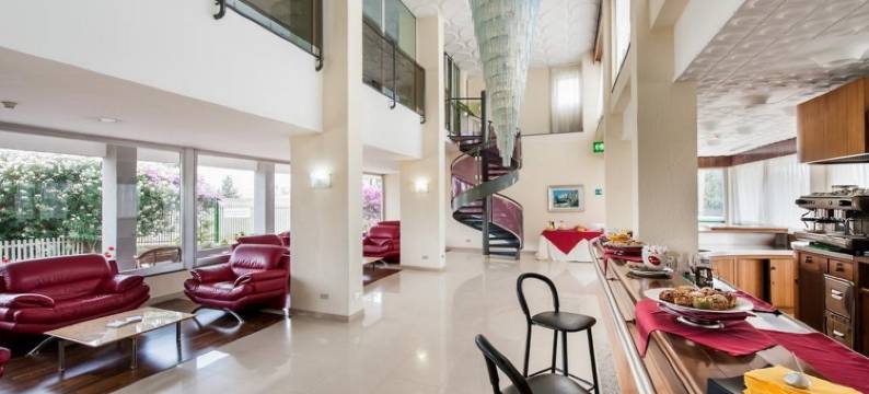 HR酒店(Hotel HR)图片