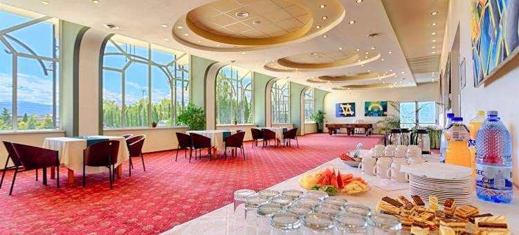 锡比乌机场美居酒店(Mercure Sibiu Airport)图片