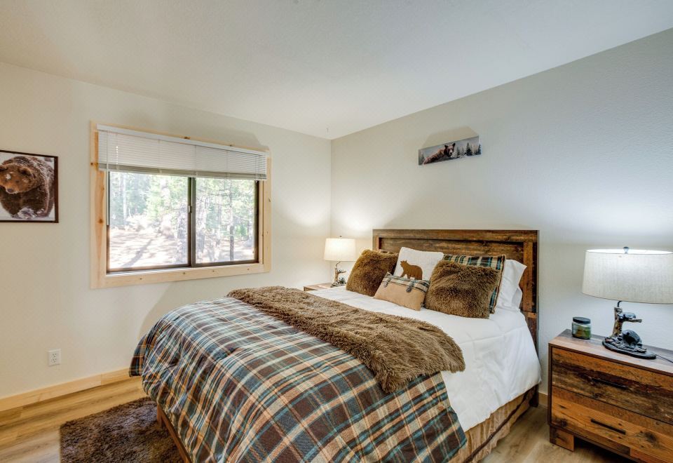 Arnold Cabin Near Calaveras Big Trees State Park! Hotel Overview