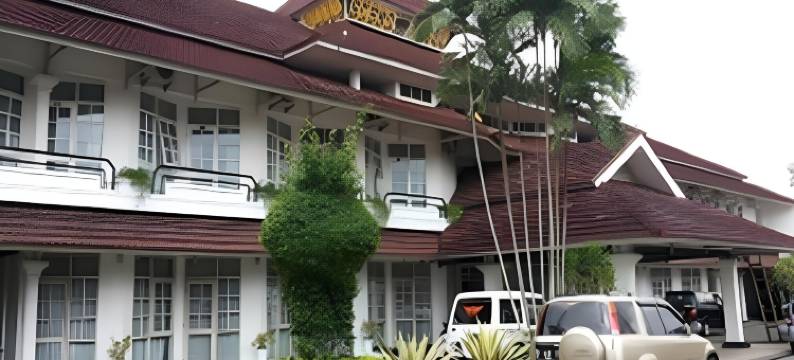 Urbanview Hotel Crown Tasikmalaya by RedDoorz图片