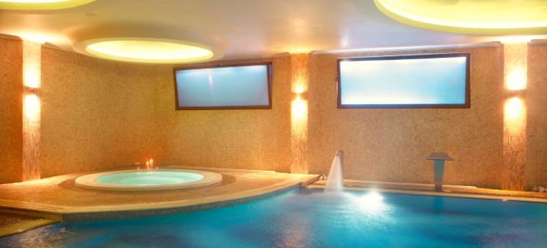 阁楼河滨雅典俱乐部温德姆华美达酒店(Zeus Essence Ramada by Wyndham Athens)图片