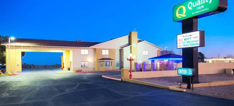 霍尔布鲁克品质酒店近化石森林(Quality Inn Holbrook Near Petrified Forest)图片