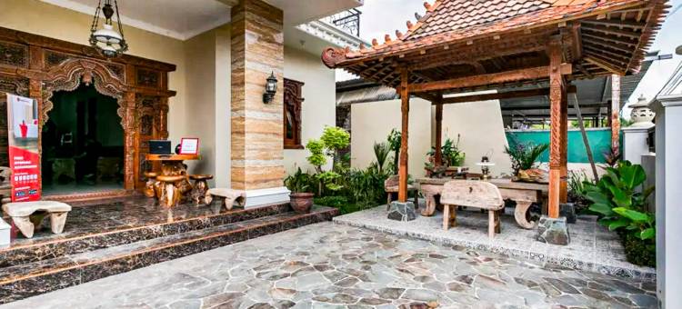 接近Banyumanik收费公路出口的RedDoorz Syariah(RedDoorz Syariah Near Exit Toll Banyumanik Semarang)图片
