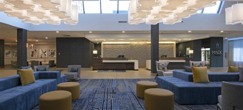 西埃德蒙顿希尔顿逸林酒店(DoubleTree by Hilton West Edmonton)图片