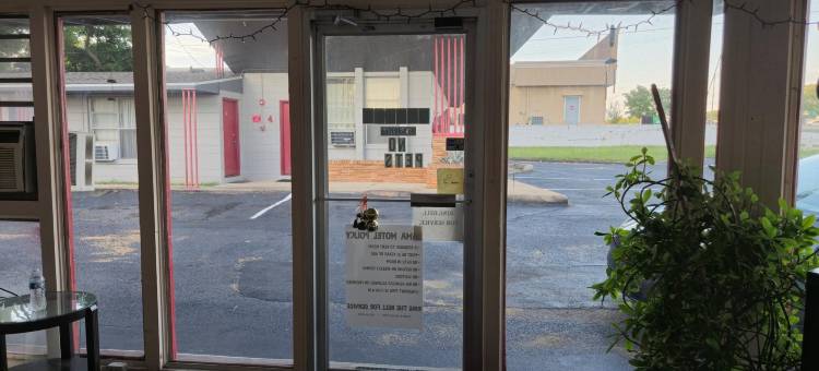巴马汽车旅馆，位于I-65和US-90(Bama Motel Mobile I-65 & US-90)图片