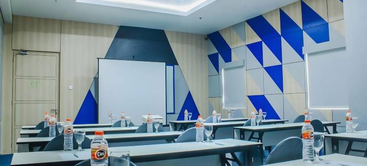 井里汶MD7酒店(MD 7 Hotel Cirebon)图片