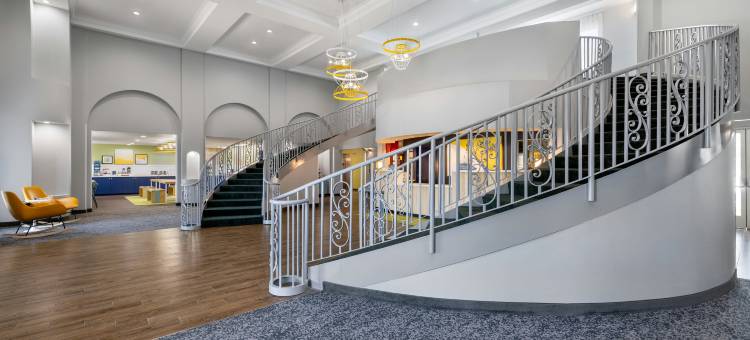 坦佩菲尼克斯机场希尔顿Spark酒店(Spark by Hilton Tempe Phoenix Airport)图片