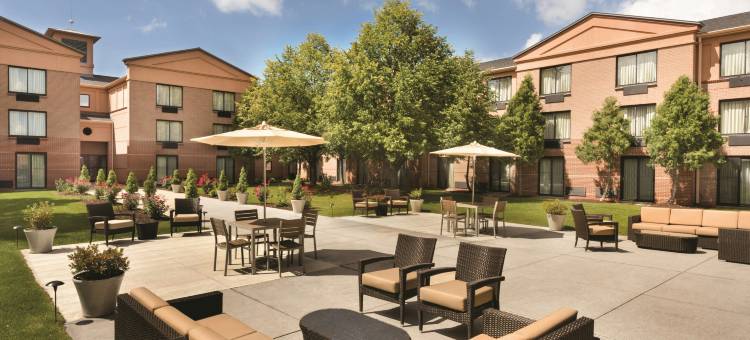密尔沃基布鲁克菲尔德希尔顿逸林酒店(DoubleTree by Hilton Hotel Milwaukee - Brookfield)图片