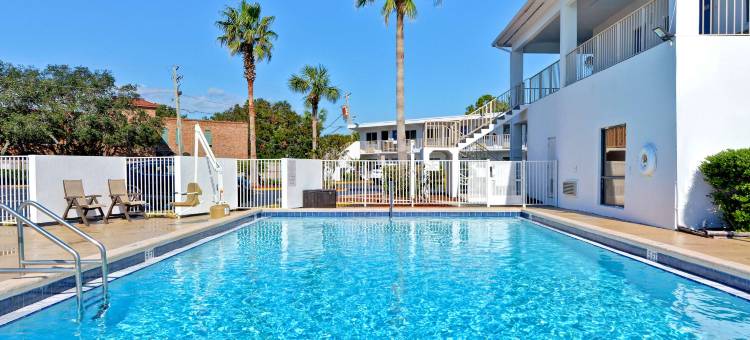 德斯廷6号汽车旅馆(Motel 6 Destin, FL)图片