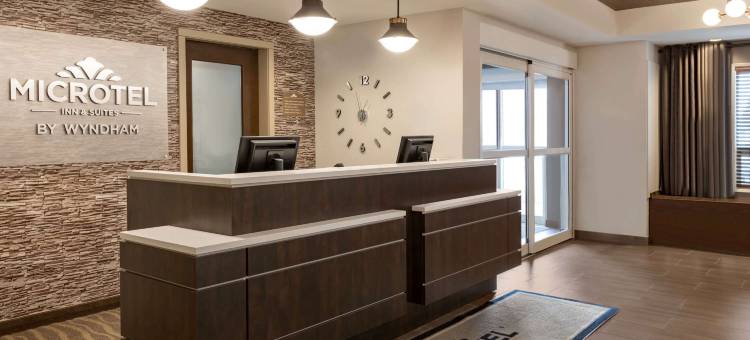 Microtel Inn & Suites by Wyndham Lloydminster图片