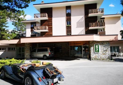 Hotel-Restaurant le Mont Paisible, Crans-Montana Hotel Overview
