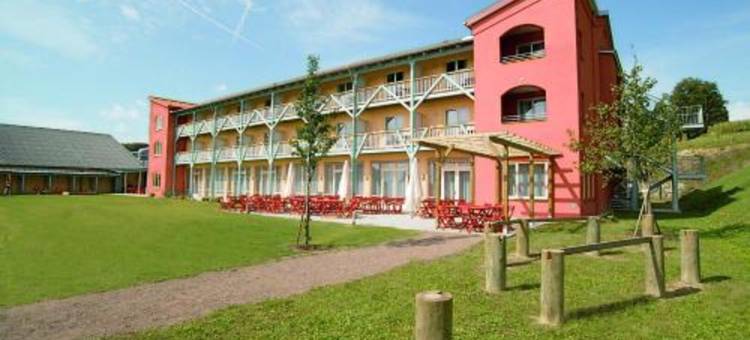 沃坎朗德运动度假村 - 胡法酒店(Jufa Hotel Vulkanland)图片