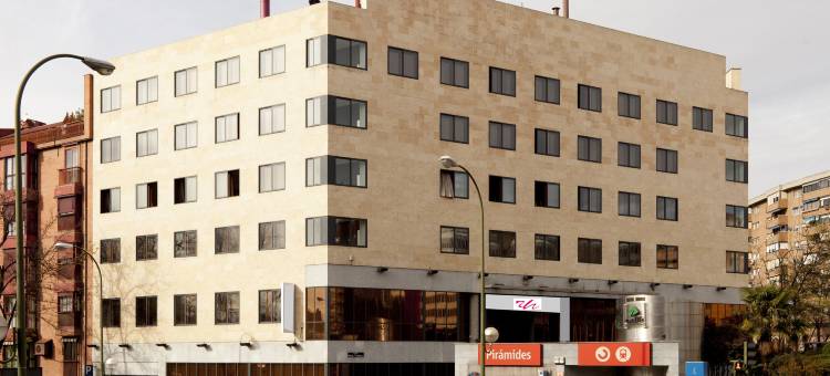 阿克塔金字塔(Acta Pirámides)图片