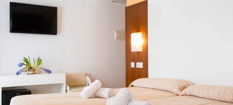 休塔德利亚青年旅舍(Sagitario Hostal Ciutadella)图片