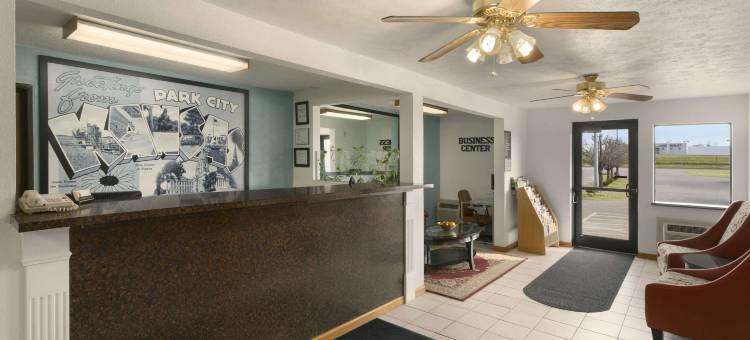 帕克城-北威奇托地区温德姆速8酒店(Super 8 by Wyndham Park City/North Wichita Area)图片