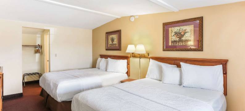 埃尔森特罗美洲最佳价值套房酒店(Americas Best Value Inn and Suites El Centro)图片