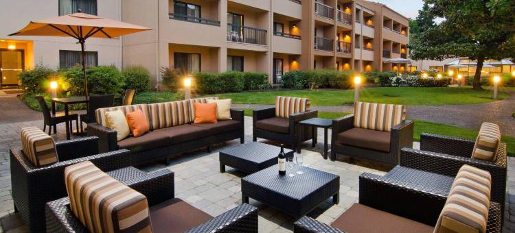 波特兰比弗顿万怡酒店(Courtyard Portland Beaverton)图片