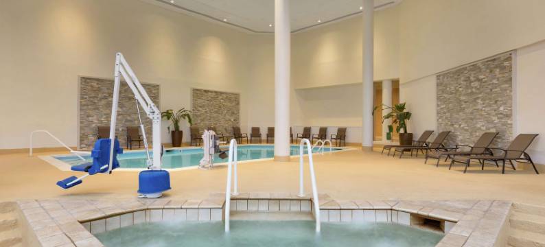 萨默塞特希尔顿逸林酒店&会议中心(DoubleTree by Hilton Somerset Hotel and Conference Center)图片