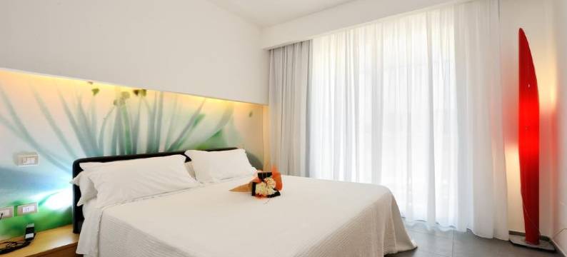 瓦伦蒂诺度假村(Valentino Resort)图片