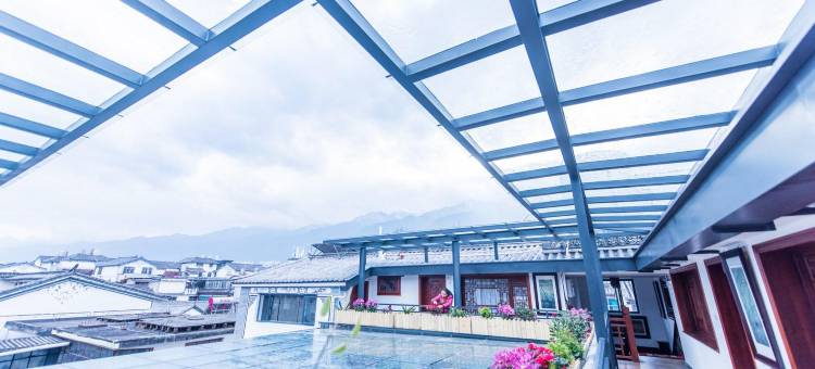 悦途云上四季民宿(新民路分店)图片