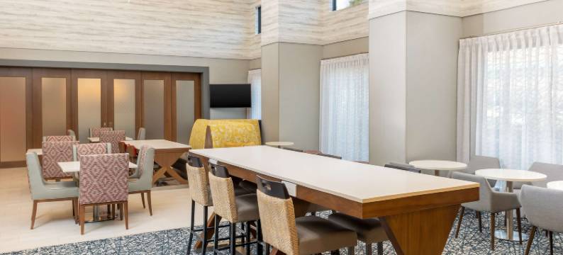 欢朋旅馆和套房圣罗莎索诺玛葡萄酒乡(Hampton Inn & Suites by Hilton Santa Rosa Sonoma Wine Country)图片