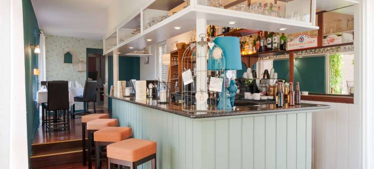 勒特雷波尔南部方形广场原生酒店(The Originals City, Hôtel la Cour Carrée, EU)图片