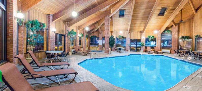 乐马尔斯温德姆呗盟套房酒店(Baymont by Wyndham LeMars)图片