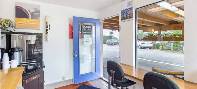 戈尔德比奇6号汽车旅馆(Motel 6 Gold Beach, or)图片