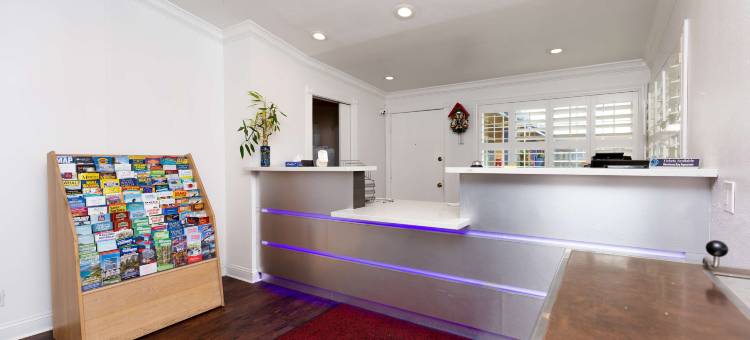 蒙特雷海滨贝斯特韦斯特SureStay酒店(SureStay Hotel by Best Western Seaside Monterey)图片
