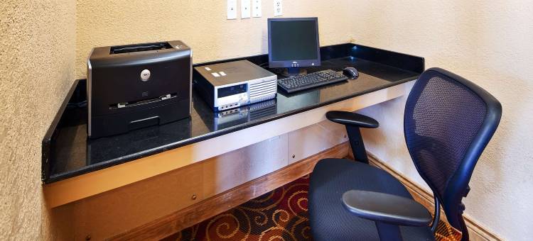 马丁斯维尔贝斯特韦斯特酒店(Best Western Martinsville Inn)图片