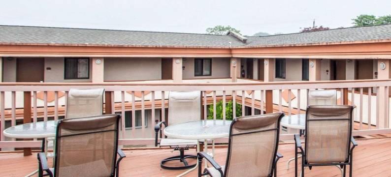 波因特普莱森特海滩罗德威酒店(Rodeway Inn Point Pleasant Beach)图片