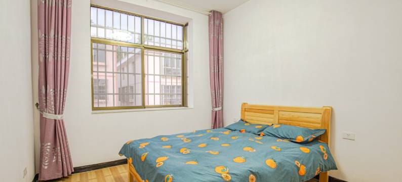 19度的夏天一中国凉都六盘水欢迎您公寓(凤凰大道分店)图片