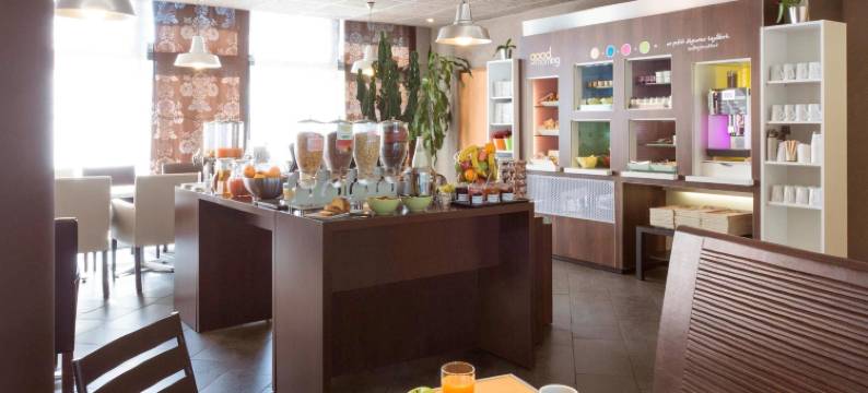 波利多姆克莱蒙费朗诺富特全套房酒店(Novotel Suites Clermont-Ferrand Polydome)图片