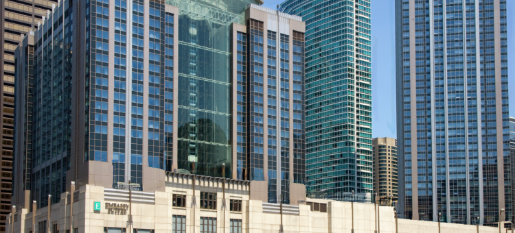 芝加哥市中心华丽一英里希尔顿安泊酒店(Embassy Suites by Hilton Chicago Downtown Magnificent Mile)图片