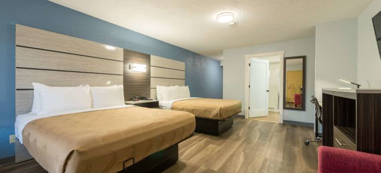 派克峰曼尼托温泉凯艺套房酒店(Quality Inn & Suites Manitou Springs at Pikes Peak)图片