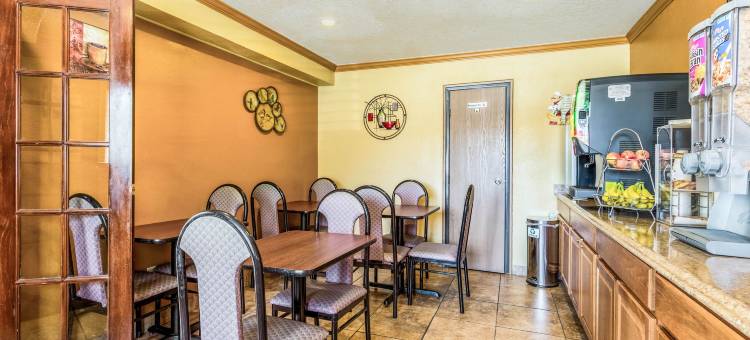 阿尔布奎克东 I-40 尤班克出口伊克诺旅馆套房酒店(Econo Lodge Inn & Suites Albuquerque East I-40 Eubank Exit)图片