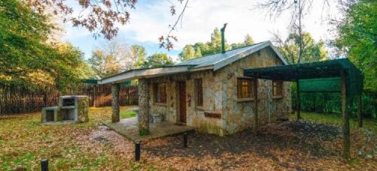 纳福隆湖度假酒店(Lake Naverone Holiday Cottages)图片