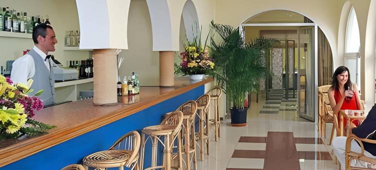 国际酒店(Hotel Internacional)图片