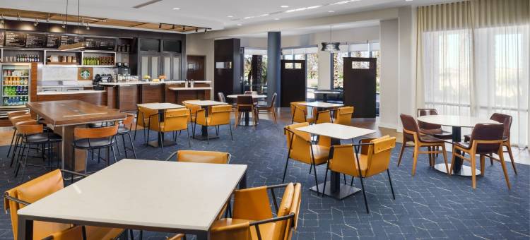 凤凰城迈措沃门户机场万怡酒店(Courtyard Phoenix Mesa Gateway Airport)图片