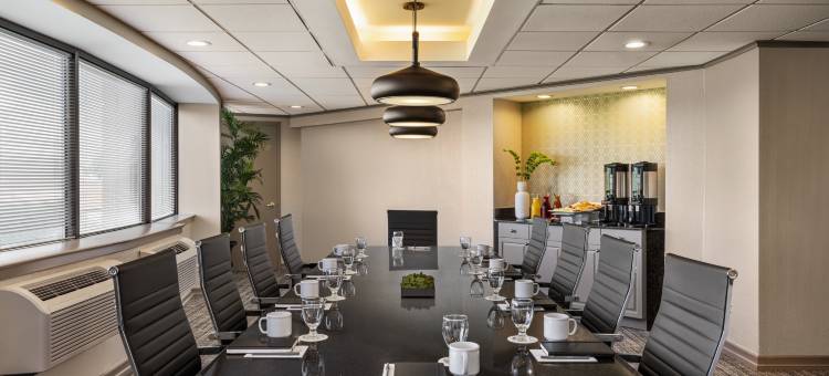 艾迪逊皇冠假日酒店(Crowne Plaza Edison)图片