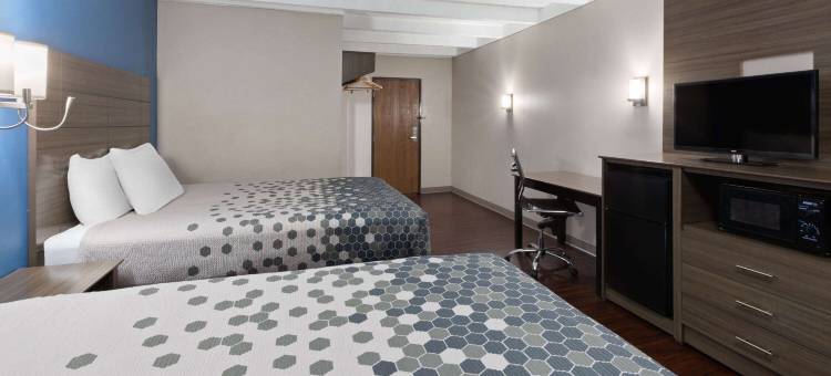 贝城温德姆呗盟汽车旅馆(Baymont by Wyndham Bay City)图片