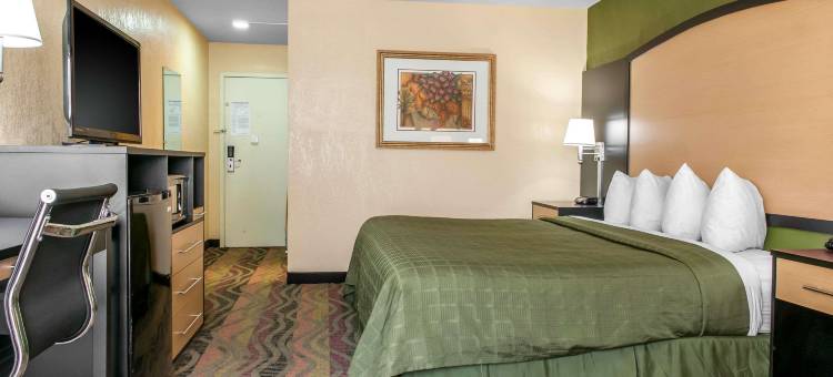 洛根斯波特凯艺旅店及会议中心(Quality Inn Conference Center Logansport)图片