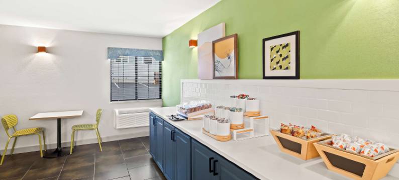 威奇托东希尔顿spark酒店(Spark by Hilton Wichita East)图片