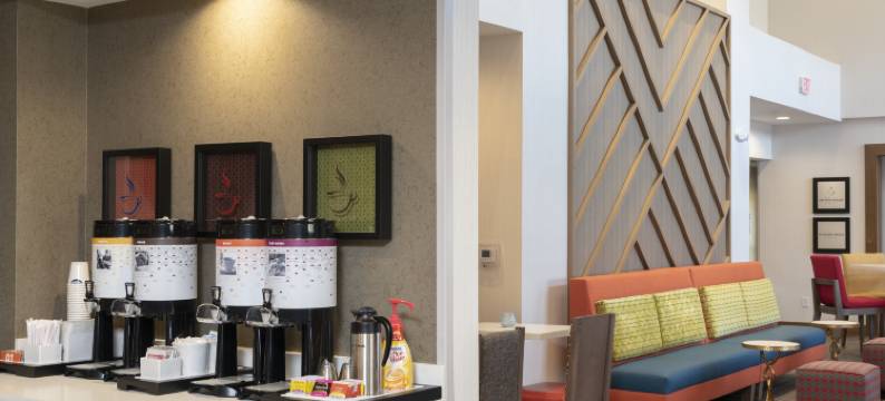 代顿森雅欢朋套房酒店(Hampton Inn & Suites Xenia Dayton)图片