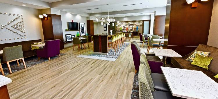 希尔顿欢朋酒店-柯克斯维尔(Hampton Inn Kirksville)图片