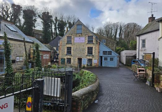 Set in the heart of Lyme Regis in the conservation area of the old town Hotel Overview